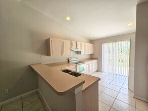 124 Ivan Ave S in Lehigh Acres, FL - Building Photo - Building Photo
