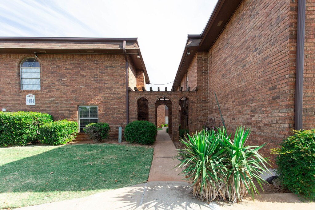 Vines at Meridian Apartments in Oklahoma City, OK