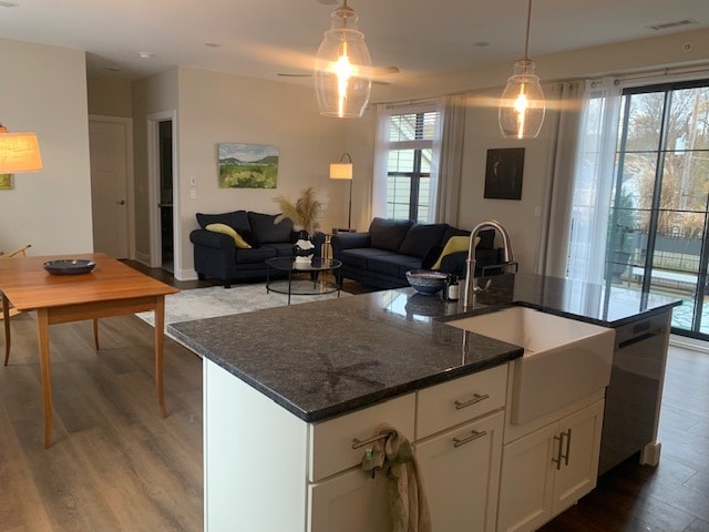 1806 Route 9D, Unit 3E