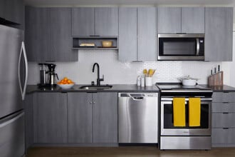 1122 Madison St in Seattle, WA - Foto de edificio - Building Photo