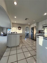 17 Chartier Cir in Newport, RI - Building Photo - Building Photo