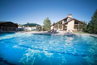 5254 Cove Canyon Dr, Unit Unit B in Park City, UT - Foto de edificio - Building Photo