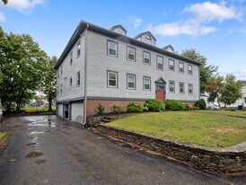 15 Church St in Natick, MA - Building Photo