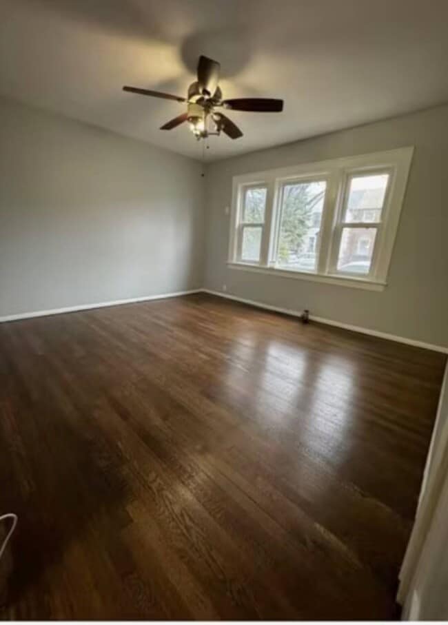 69-32-36 54th Ave in Queens, NY - Building Photo - Building Photo