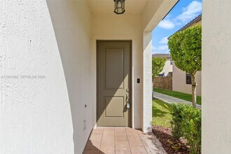 11363 SW 250th Ter in Princeton, FL - Building Photo - Building Photo