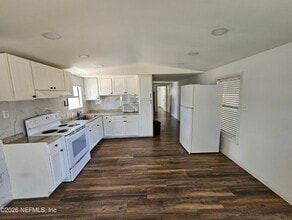 3513 E Buffalo Ln in Hernando, FL - Foto de edificio - Building Photo