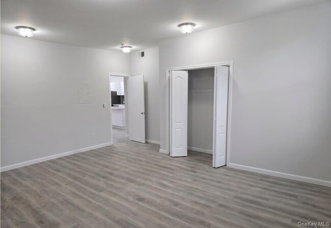 70-28 45th Ave in Queens, NY - Building Photo - Building Photo
