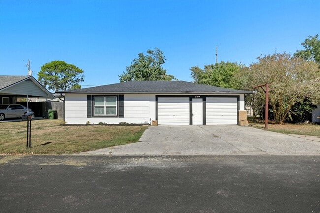 property at 7819 Bayside Dr