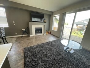 9021-9075 75 St in Fort St John, BC - Building Photo - Building Photo