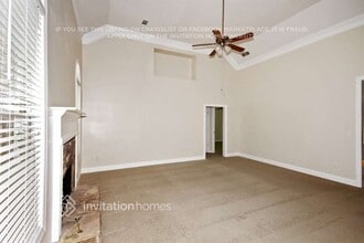 684 Marion Beavers Rd in Sharpsburg, GA - Foto de edificio - Building Photo