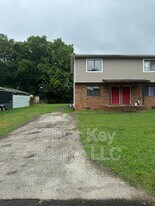 403 Hicks St in Athens, TN - Building Photo