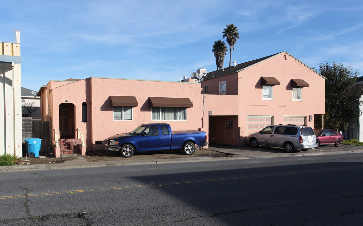 549-573 E San Bruno Ave in San Bruno, CA - Foto de edificio