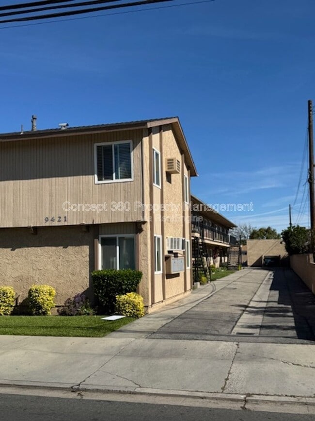 property at 9421 Cedar St