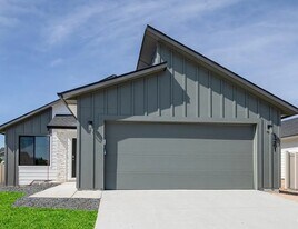 1261 W Bass River Dr in Meridian, ID - Building Photo