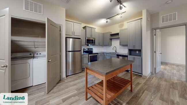 7116 Finn Hall Ave in Charlotte, NC - Building Photo - Building Photo