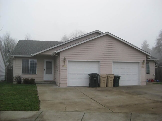 property at 1736 Trudell Ct SE