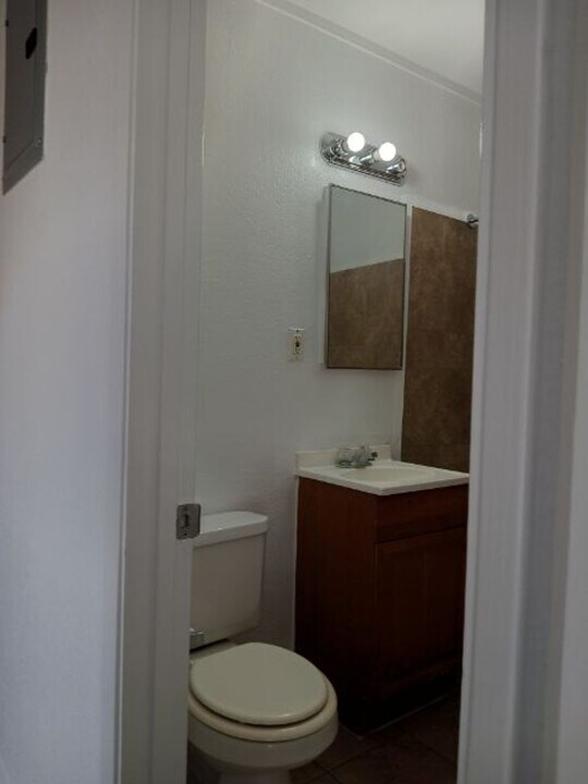 2601 Columbus St in Bakersfield, CA - Building Photo