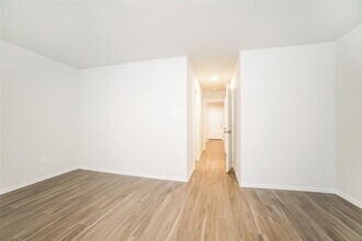 1100 Copal Trl in Conroe, TX - Building Photo - Building Photo