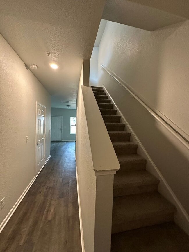 1112 Highwood Ln in East Point, GA - Building Photo - Building Photo