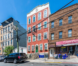 420 Monroe St in Hoboken, NJ - Building Photo - Building Photo