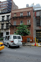 214 W 20th St in New York, NY - Building Photo - Building Photo