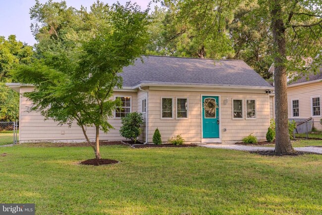 property at 1412 Peace Dr