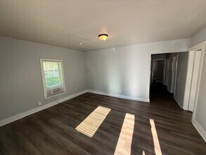 2436 N Oxford St in Indianapolis, IN - Building Photo - Building Photo
