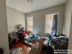 348 Faneuil St, Unit 2 in Boston, MA - Building Photo - Building Photo