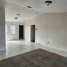 3241 Willin St in Ft. Myers, FL - Building Photo - Building Photo