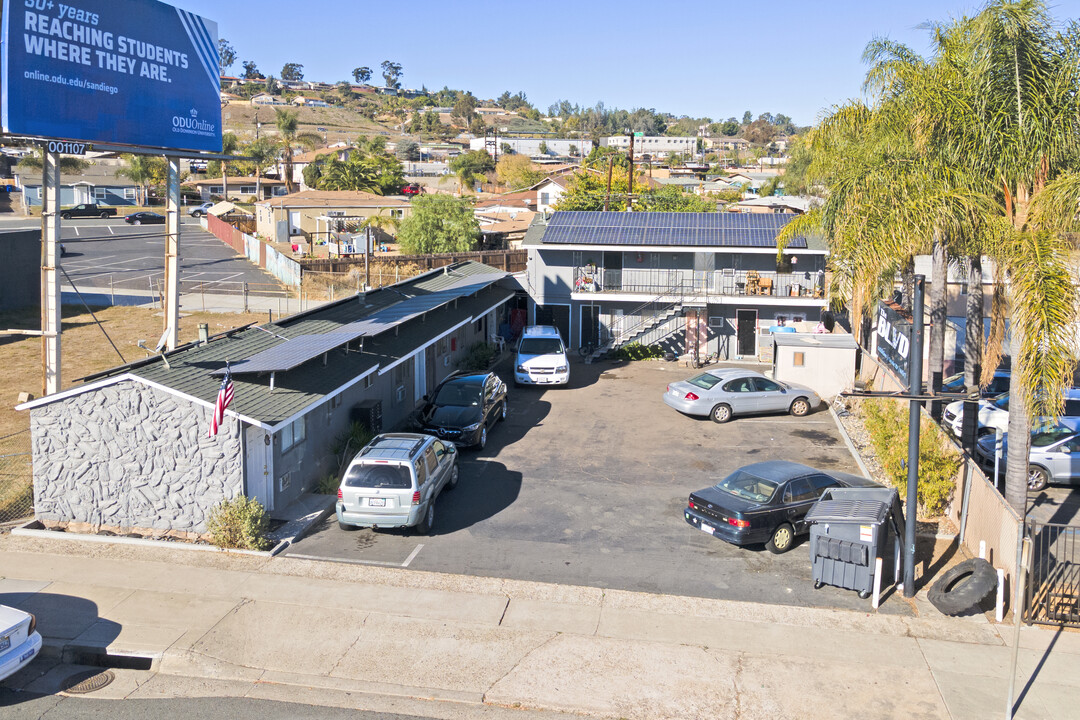 The Boulevard in El Cajon, CA - Foto de edificio