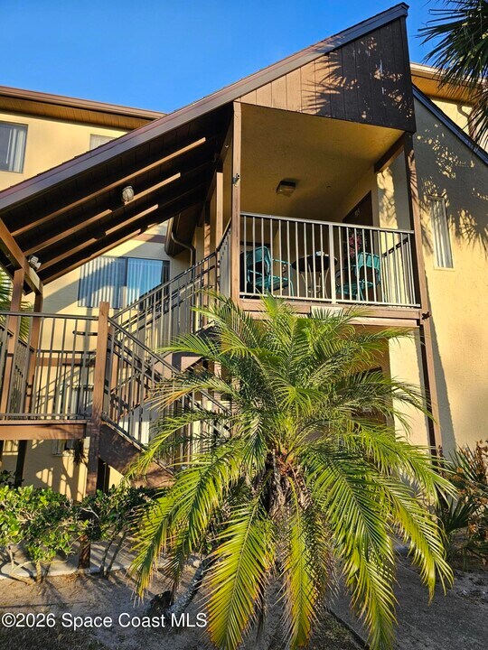 7820 Shadowood Dr in Melbourne, FL - Building Photo