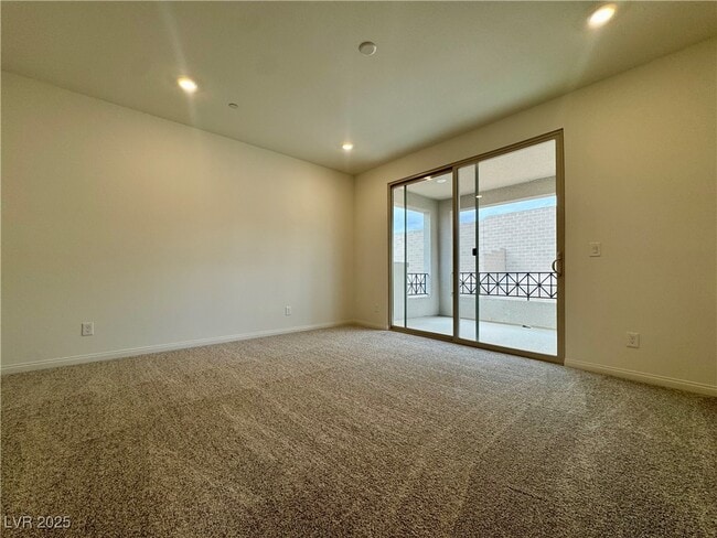 property at 639 La Vis Acrs Ln