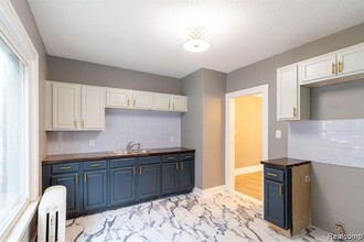 3037 Calvert St, Unit Lower Unit in Detroit, MI - Building Photo - Building Photo