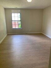 1685 Oaken Bucket Dr in Memphis, TN - Building Photo - Building Photo