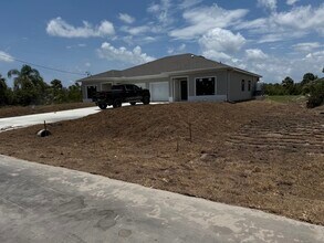 12136 Tetzel Ave in Port Charlotte, FL - Building Photo - Building Photo