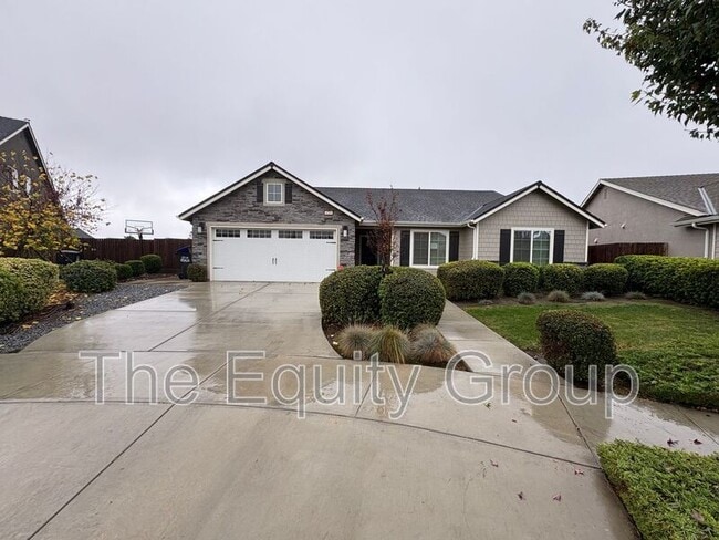 4201 W Wren Ave in Visalia, CA - Building Photo - Building Photo