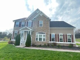 1015 Crutcher Station Dr in Hendersonville, TN - Building Photo