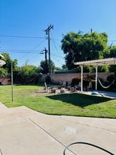 17832 Terry St in Fontana, CA - Building Photo - Building Photo