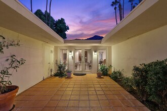 77137 Iroquois Dr in Indian Wells, CA - Building Photo - Building Photo