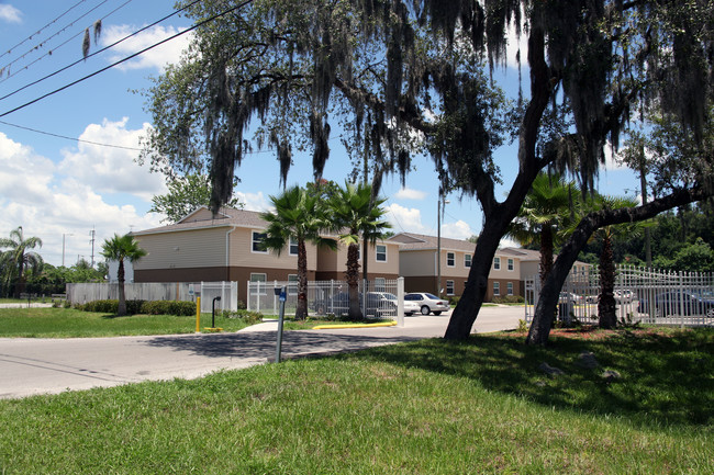 Golden Glade Apartments in Tampa, FL - Building Photo - Building Photo