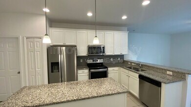 6952 Tussilago Way in Orlando, FL - Building Photo - Building Photo