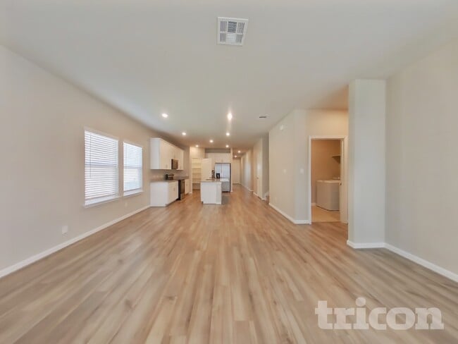 5915 Noah Pl in Saint Hedwig, TX - Building Photo - Building Photo