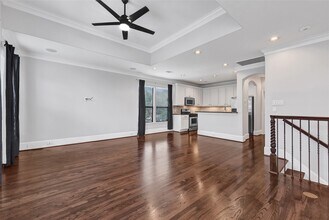 1320 Studer St in Houston, TX - Building Photo - Building Photo