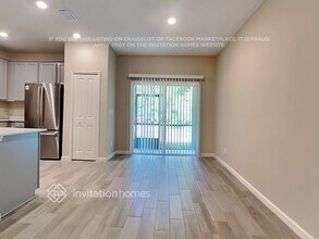 13309 Shore Grass Dr in Jacksonville, FL - Foto de edificio - Building Photo