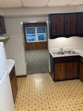 805 Hess Ave, Unit 2 in Erie, PA - Building Photo - Building Photo