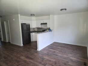 1012 W 36th St in Norfolk, VA - Foto de edificio - Building Photo