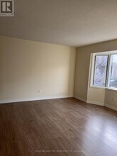 490 Veterans Dr in Barrie, ON - Building Photo - Building Photo