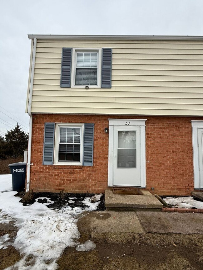 57 Rockbridge Cir in Harrisonburg, VA - Building Photo - Building Photo