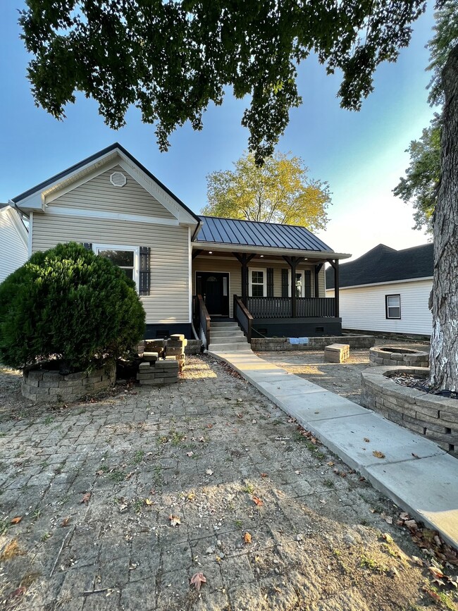 property at 947 Clark St