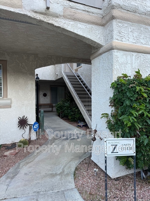 2701 E Mesquite Ave in Palm Springs, CA - Building Photo - Building Photo